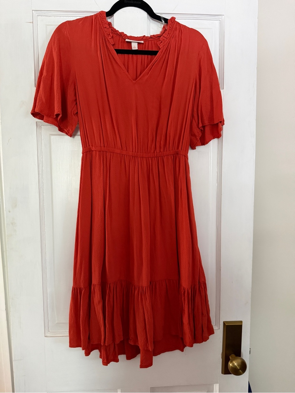 Women’s Burnt Orange V-Neck Ruffle Hem Dress